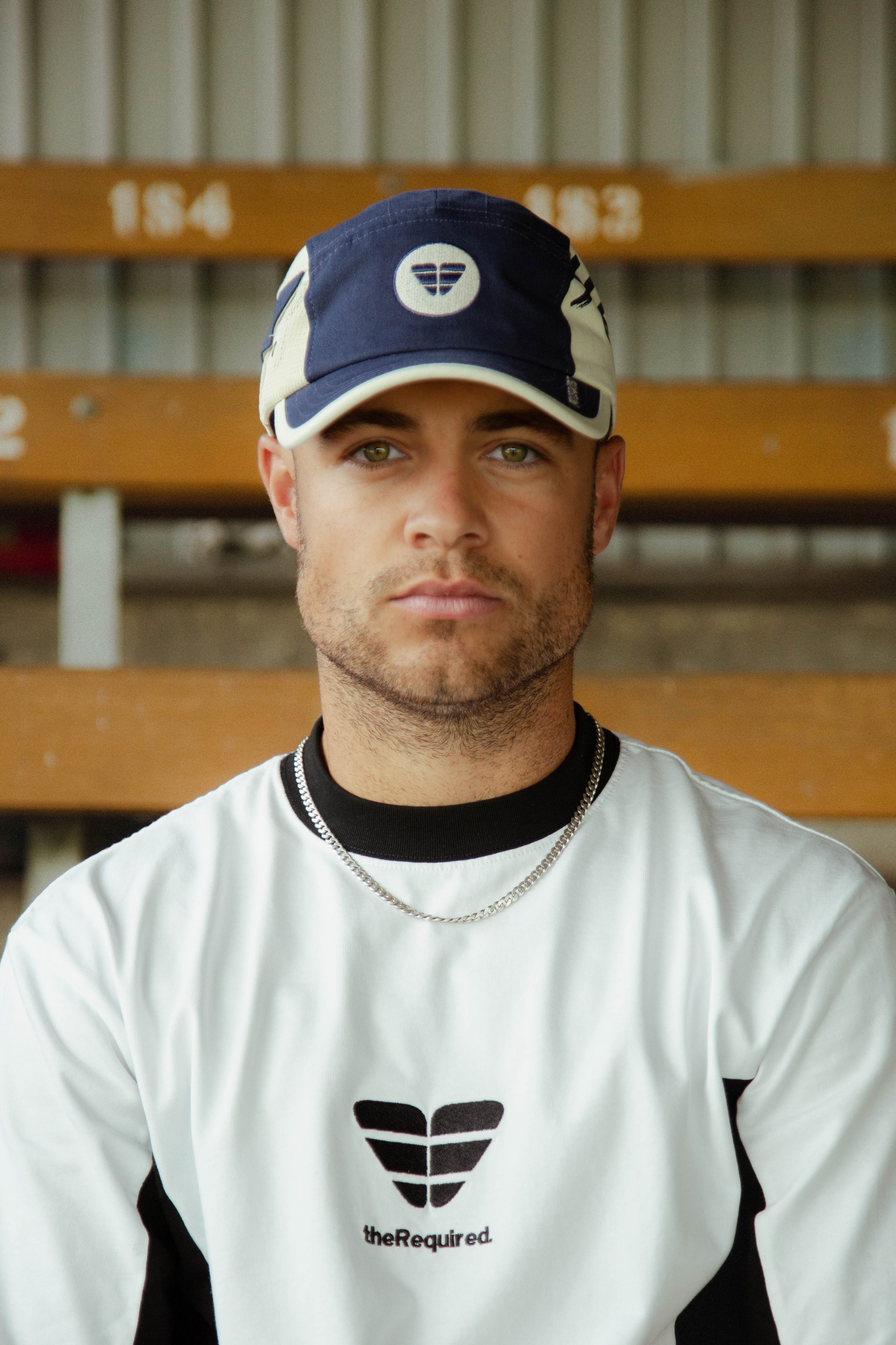 Pitch-Pocket Hat